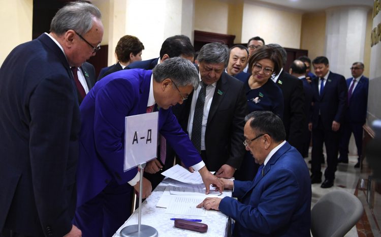 Мемлекет басшысы Парламент Сенатының отырысына қатысты