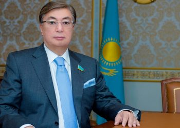 Президент Төрағалығымен үш мегаполис басшылары және облыс әкімдері қатысқан кеңес өтті