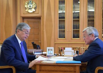 Қазақстан Президенті Қасым-Жомарт Тоқаев Еңбек және халықты әлеуметтік қорғау министрі Бердібек Сапарбаевты қабылдады