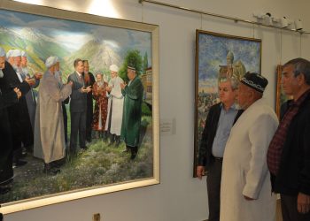 Ташкентте Өзбекстанның Тұңғыш Президентінің фотокөрмесі ашылды