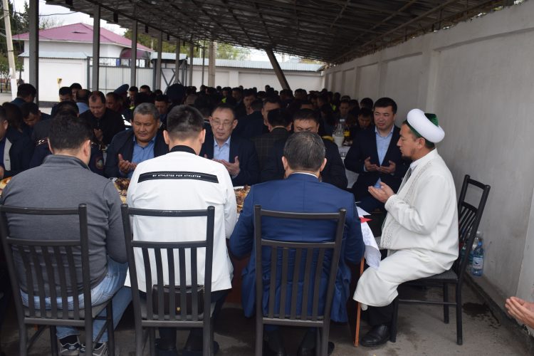 Түркістан облысының полицейлері Шалқар Ақымғалиевті құрметпен еске алды