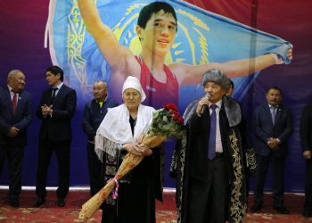 ТҮРКІСТАНДА БЕКЗАТ САТТАРХАНОВ АТЫНДАҒЫ ХАЛЫҚАРАЛЫҚ ЖАРЫС ӨТІП ЖАТЫР