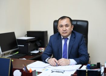 Арман Абдуллаев —  Түркістан облысы экономика және бюджеттік жоспарлау басқармасының басшысы