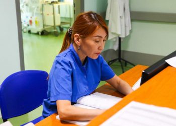 Қазақстанда алғашқы медициналық-санитариялық көмекті дамыту