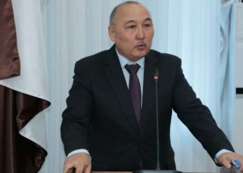 «Қазақстан кәсіподақ федерациясынан» президенттікке үміткер ОСК-ге құжаттарын тапсырды