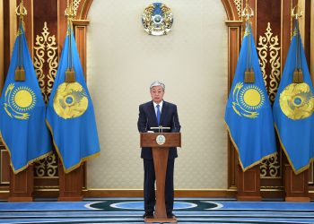 Қазақстан Президенті жоғары әскери және арнаулы атақтар, сыныптық шендер беру рәсіміне қатысты