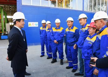 Алматыда теміржол шпалдарын шығаратын жаңа өндіріс іске қосылды