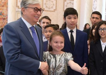 Жээнбеков пен Мирзиеев Қ.Тоқаевты сайлаудағы жеңісімен құттықтады