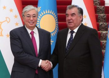 Эмомали Рахмон Қасым-Жомарт Тоқаевты президент болып сайлануымен құттықтады