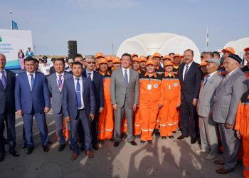 Асқар Мамин халықаралық бағыттағы жаңа автожолдың тұсауын кесті