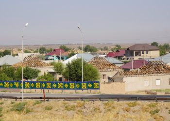 ҚР Премьер-Министрі А. Мамин Арыс қаласындағы қалпына келтіру жұмыстарының барысын тексерді