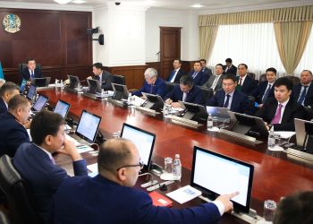 Асқар Мамин: Әлеуметтік шаралар нақты мұқтаж азаматтарды қолдауға бағытталған