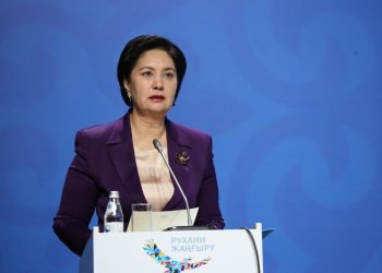 Гүлшара Әбдіқалықова қызметінен кетті