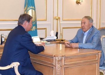 Нұрсұлтан Назарбаев «Самұрық-Қазына» АҚ басшысы Ахметжан Есімовті қабылдады