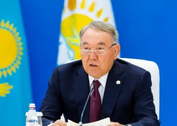 Нұрсұлтан Назарбаев: Зиялы қауымды рухани мәселелерді шешуге жұмылдыру керек