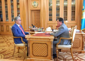 Қасым-Жомарт Тоқаев Премьер-Министр Асқар Маминді қабылдады