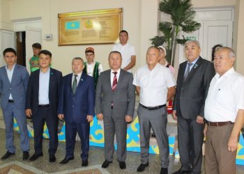 Мәжіліс депутаттары Сайрамға келді