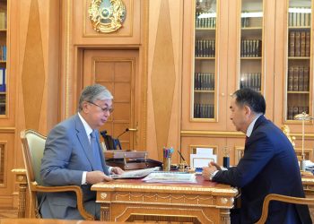 Қасым-Жомарт Тоқаев Алматы қаласының әкімі Бақытжан Сағынтаевты қабылдады