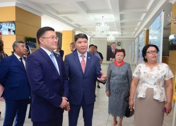 Шымкент қаласының әкімі Ассамблея мүшелерімен кездесті