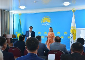 NUR OTAN-TURKISTAN : БІЛІКТІЛІКТІ АРТТЫРУ СЕМИНАРЫ ӨТУДЕ