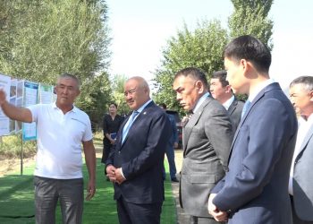 Шөкеев Ордабасы мен Сайрам аудандарына іс-сапармен барды