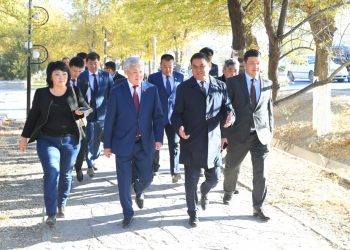 ҚР ПРЕМЬЕР-МИНИСТРІНІҢ ОРЫНБАСАРЫ БЕРДІБЕК САПАРБАЕВ БАСТАҒАН БІР ТОП ҮКІМЕТ  МҮШЕЛЕРІ ТҮРКІСТАН ОБЛЫСЫНА КЕЛДІ