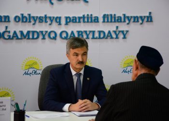 Түркістан: облыс прокуроры 11 азаматты қабылдады