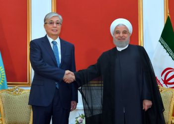 Қасым-Жомарт Тоқаев Иран Ислам Республикасының Президенті Хасан Руханимен кездесті