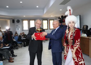 Түркістанда дәстүрлі «Қожа Ахмет Ясауи  мұрасы және Түркістан» атты халықаралық ғылыми-тәжірибелік конференциясы басталды