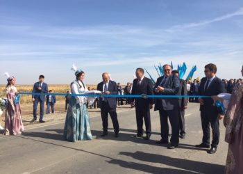 Арыс қақпасының лентасы қиылды