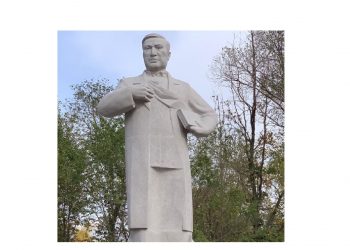 Алматы облысында Ілияс Жансүгіровтің ескерткіші бой көтерді