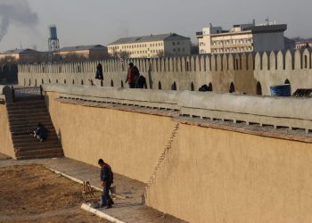 Түркістанда Цитадель қамалының қабырғасына жаңарту жұмыстары жүргізілуде