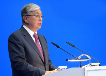 Касым-Жомарт Токаев наградил Сару Назарбаеву и Димаша Кудайбергена