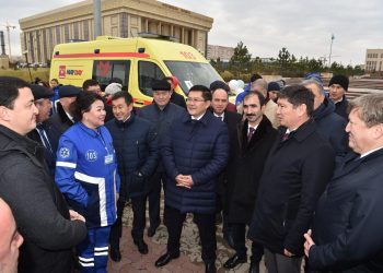 Шымкенттің жедел жәрдем қызметі 100 арнайы көлікпен толықты