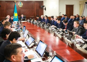 А. Маминнің жолдар бойынша берген тапсырмасы: жылыту және тамақтандыру пунктін құру, жолдарды тазарту және қауіпсіздікті қамтамасыз ету