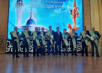 Фоторепортаж: Төлебиліктер Тәуелсіздік мерекесін атап өтуде