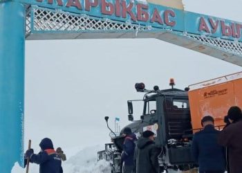 Түркістан облысында қалың қар түсуіне байланысты 3 асу жабылды.