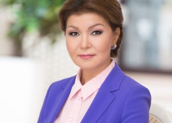 Дариға Назарбаева Рождество мейрамымен құттықтады