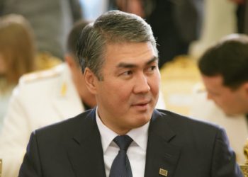 Асет Исекешев стал помощником Президента — секретарем Совбеза