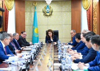 Дариға Назарбаева агроөнеркәсіп кешенін дамыту бағдарламасын қайта қарауды ұсынды