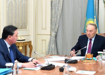 Нұрсұлтан Назарбаев Премьер-Министр Асқар Маминді қабылдады