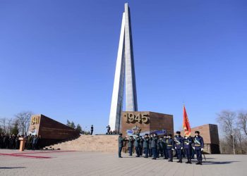 ШЫМКЕНТ «БІЗ – ЖЕҢІСТІҢ МҰРАГЕРІМІЗ!» ЭСТАФЕТАСЫН ЖАЛҒАДЫ