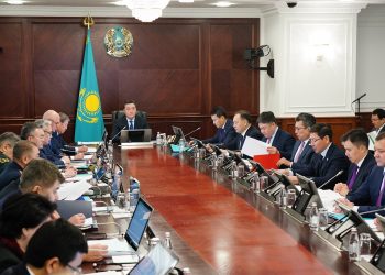 Үкімет басым емес шығыстарды 128,6 млрд теңгеге қысқартады