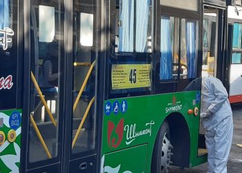 Қоғамдық көліктерде санитарлық тазалық жұмыстары жүргізілуде.