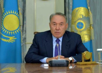 Назарбаев коронавируспен күреске 200 миллион теңге бөлуді тапсырды