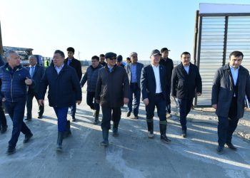 ӨМІРЗАҚ ШӨКЕЕВ ТҮРКІСТАН ҚАЛАСЫНДАҒЫ ТҰРҒЫН ҮЙ ҚҰРЫЛЫСЫ НЫСАНДАРЫНЫҢ САПАСЫН ТЕКСЕРДІ