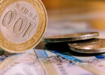 Министр ақшаны қай валютада сақтау керегін айтты