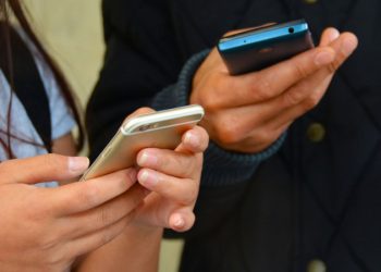 Қазақстандықтардың ұялы телефон операторы «өзгерді»