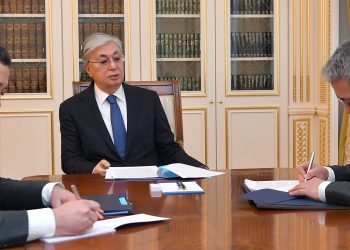 Қасым-Жомарт Тоқаев Қазақстан Президентінің Ауғанстан бойынша Арнайы өкілі Талғат Қалиевті қабылдады