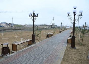 КЕЛЕСТІКТЕР ТҮРКІСТАНҒА АЛЛЕЯ ТАРТУ ЕТПЕК